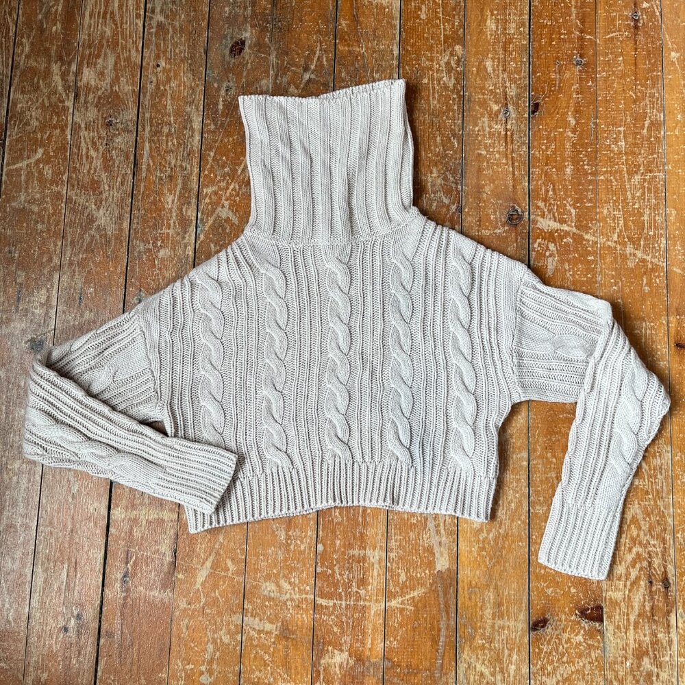 Streetwear Society - Cream Cable Knit Sweater - Cropped - Size XS
